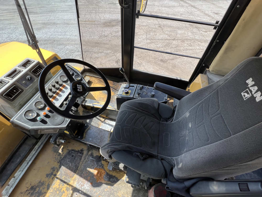 Usato 2001 Caterpillar PS 300B -521-