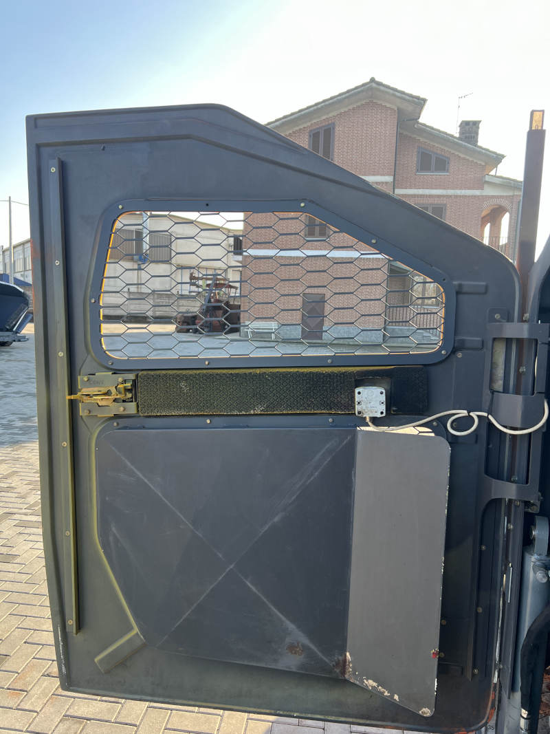 Usato 2014 Volvo P 6820C