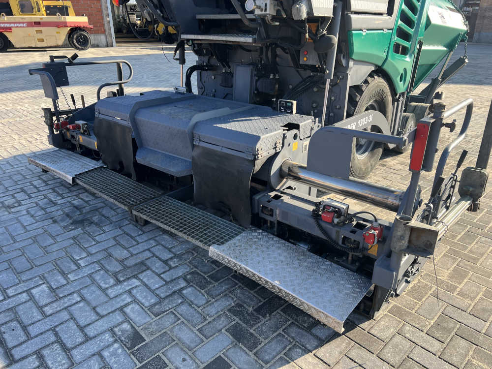 Usato 2014 Vogele S 1303-3i