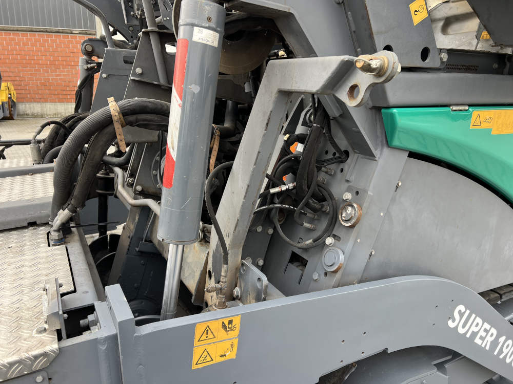 Usato 2018 Vogele Super 1900-3i