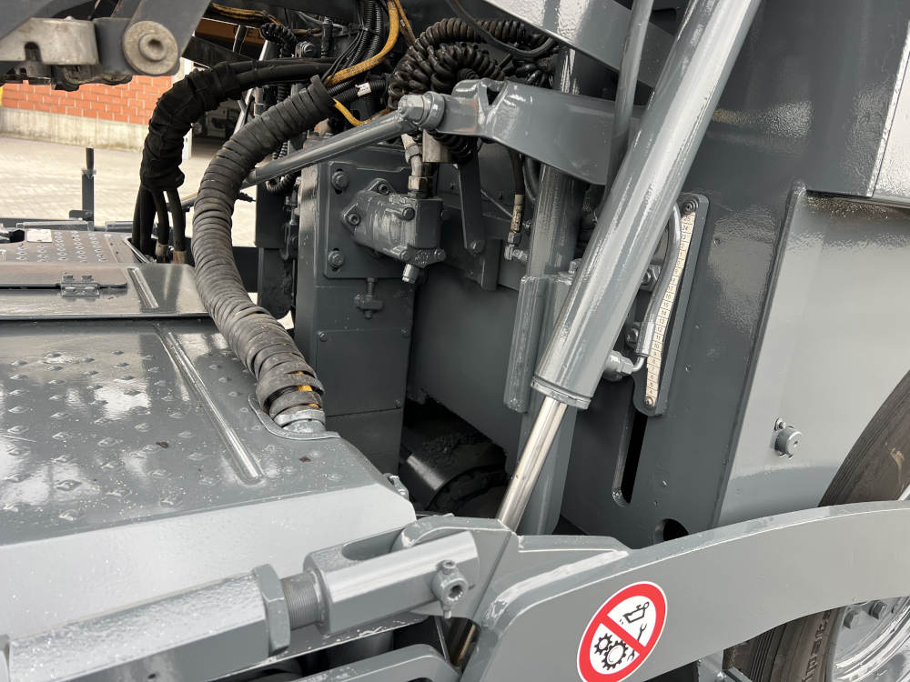 Usato 2016 Bomag BF 300 P-2