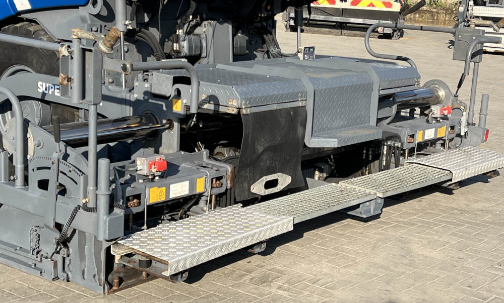 Usato 2018 Vogele S 1303-3i