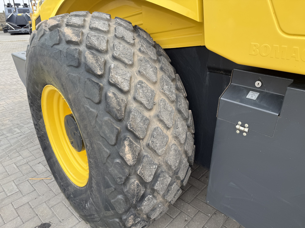 Usato 2021 Bomag BW 216 DH-5