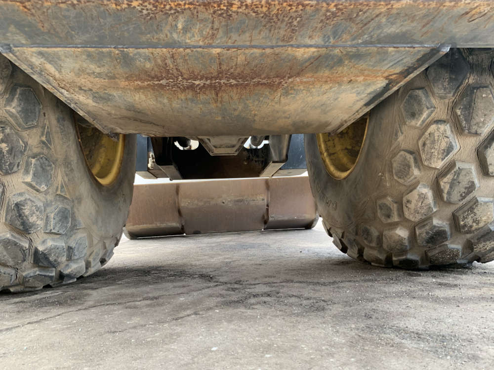 Usato 2004 Bomag BW 213 DH-4 (Deep Impact)