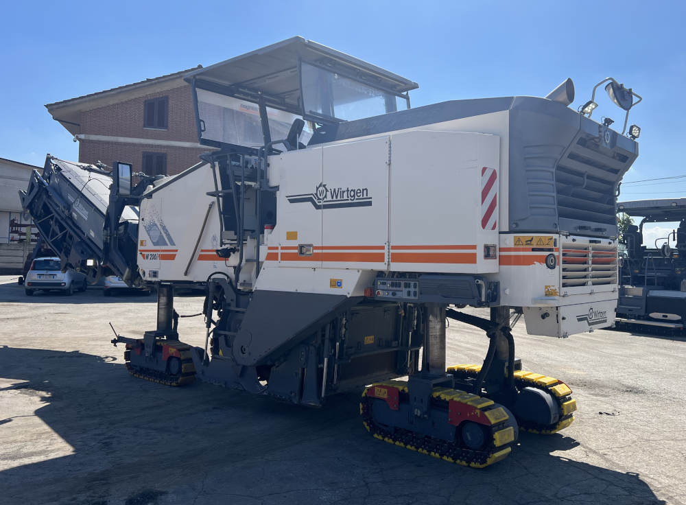 Usato 2015 Wirtgen W 200i -1044-