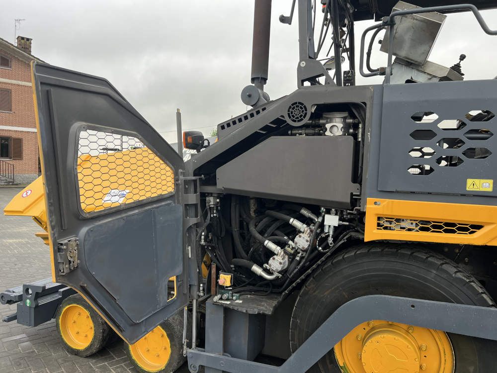 Usato 2014 Volvo P 6870C