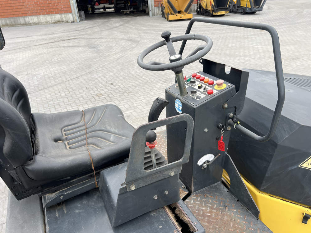 Usato 2002 Bomag BW 138 AD