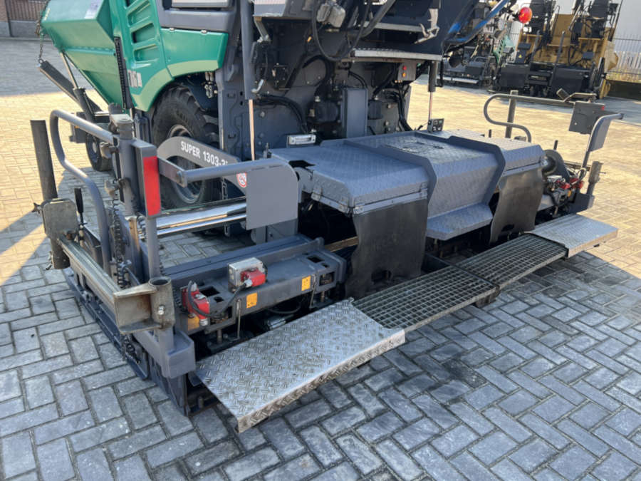 Usato 2014 Vogele S 1303-3i