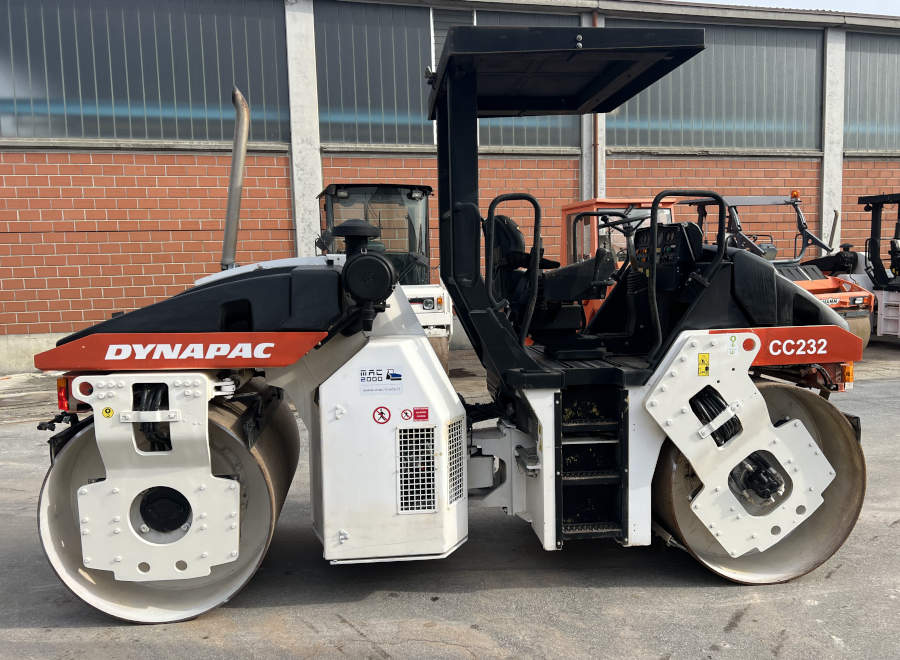 Usato 2003 Dynapac CC 232