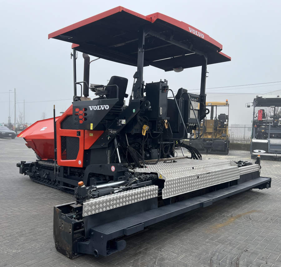 Usato 2017 Volvo P 7820C