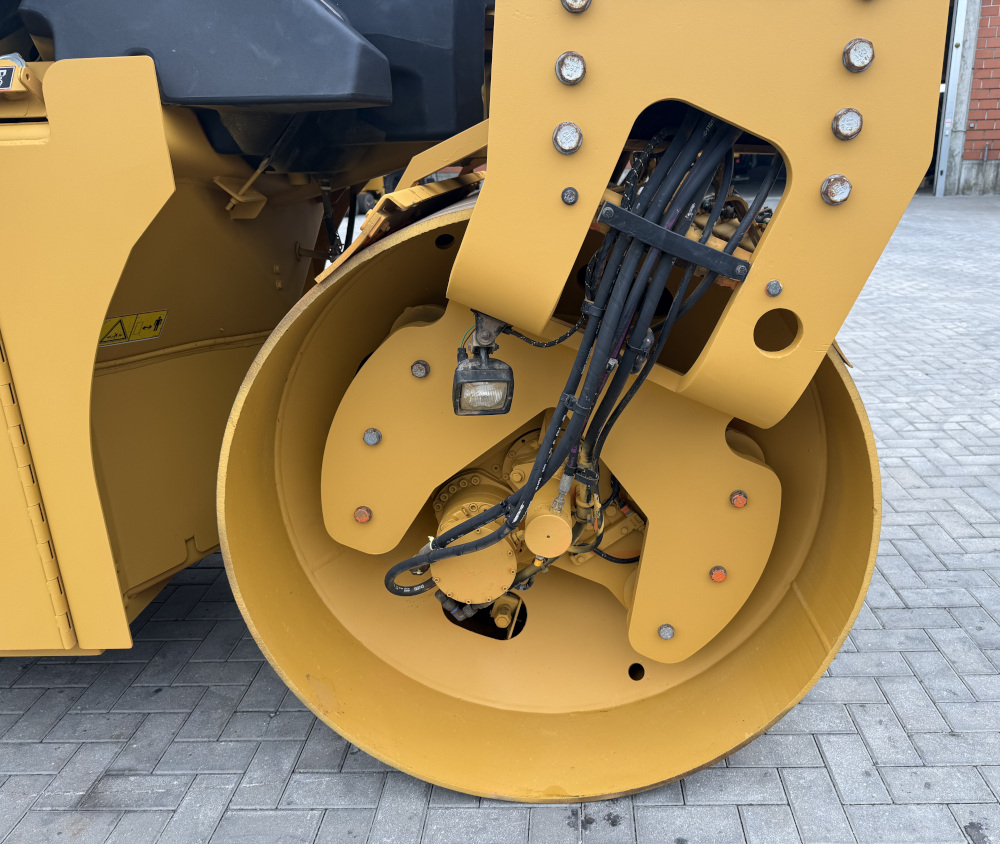 Usato 2014 Caterpillar CD 54B