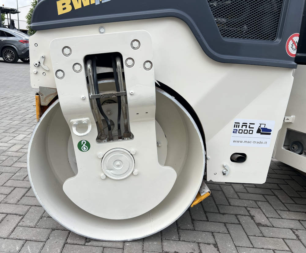 Usato 2015 Bomag BW 135 AD-5