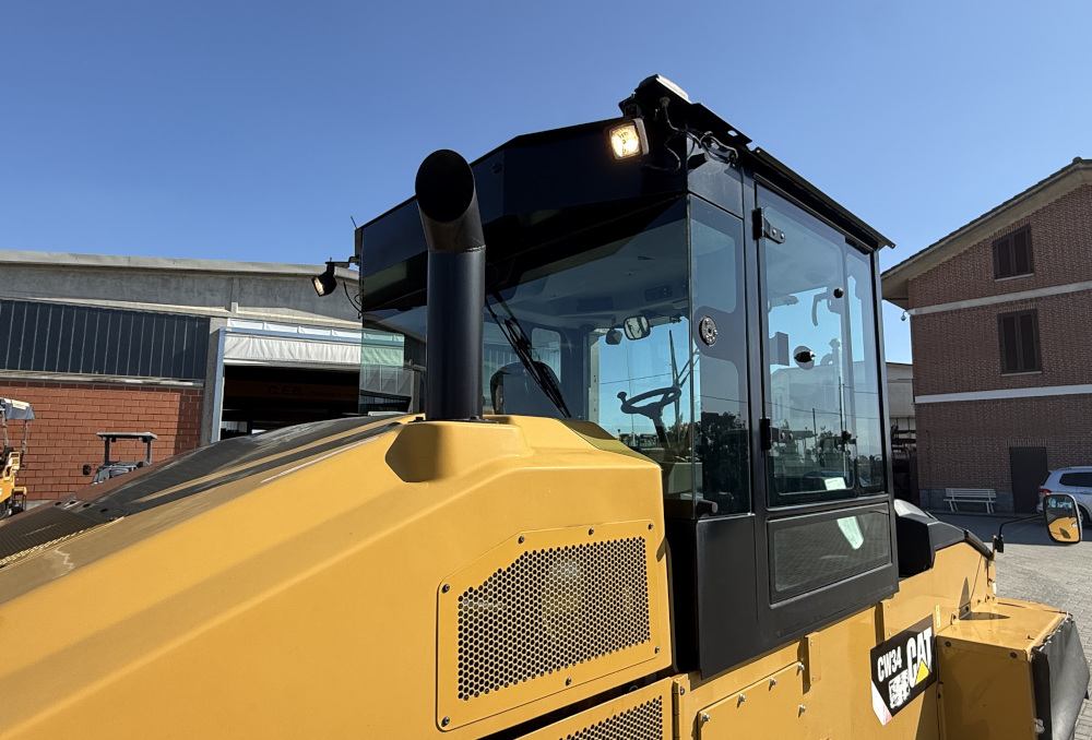 Usato 2001 Caterpillar PS 300B -521-