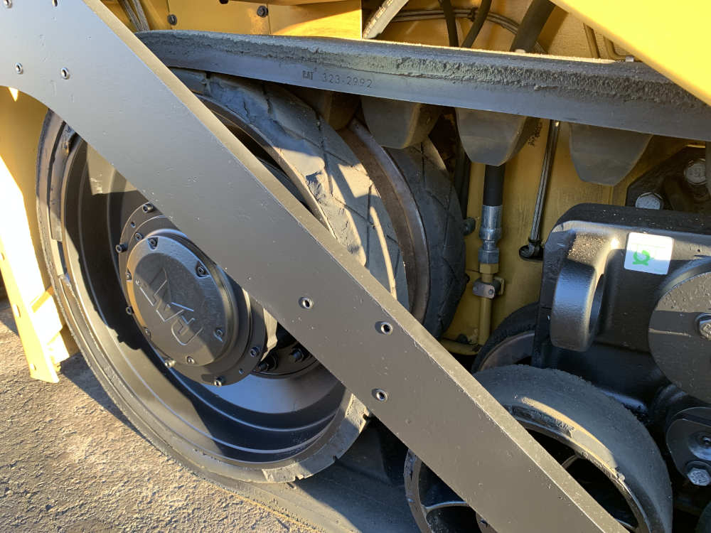 Usato 2013 Caterpillar AP 555E