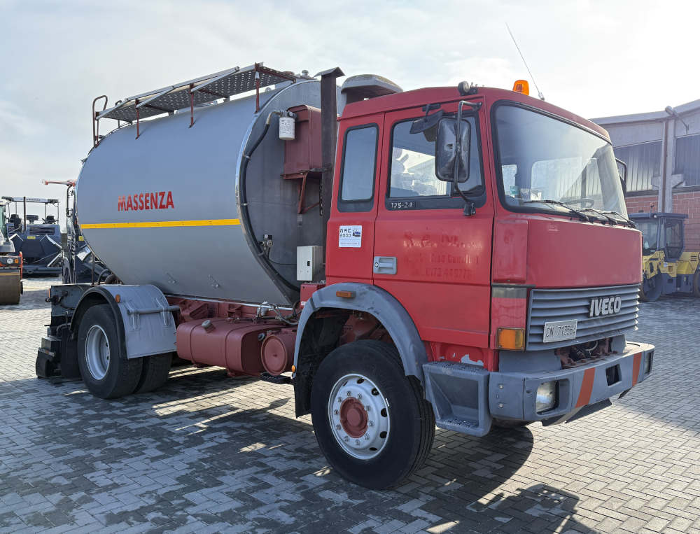 Usato 2004 Massenza B 8 B23 HY-EX