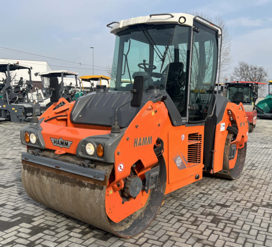 Usato 2012 Hamm HD+ 90i VV