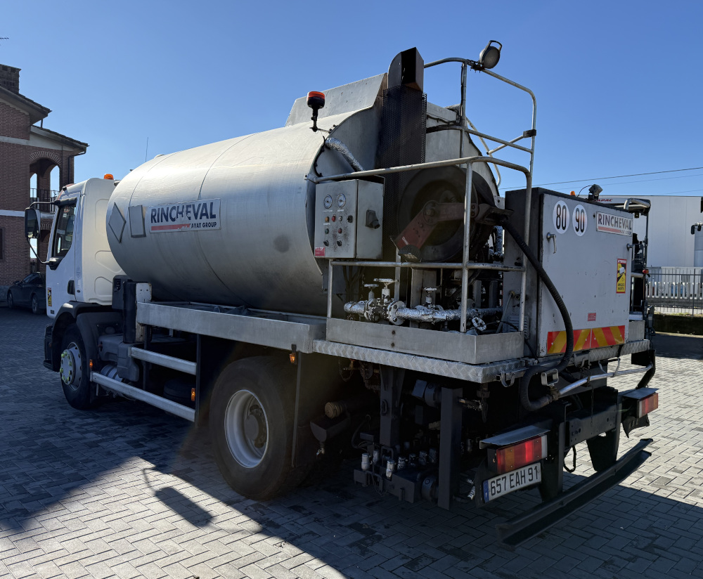 Usato 2005 Renault / Rincheval Premium 320 Dci / EPA