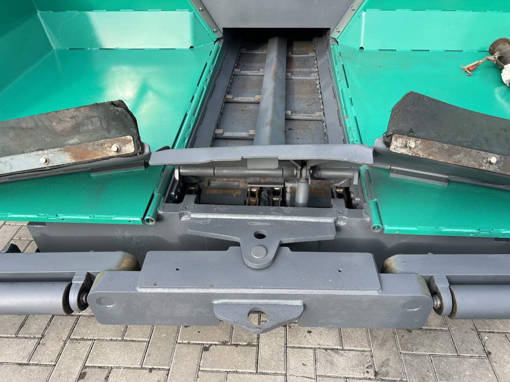 Usato 2016 Vogele S 1303-3i