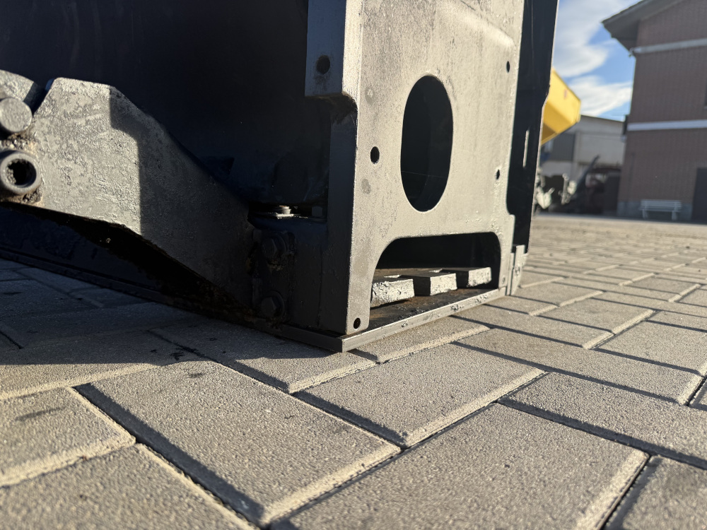 Usato 2014 Bomag BF 600C-2