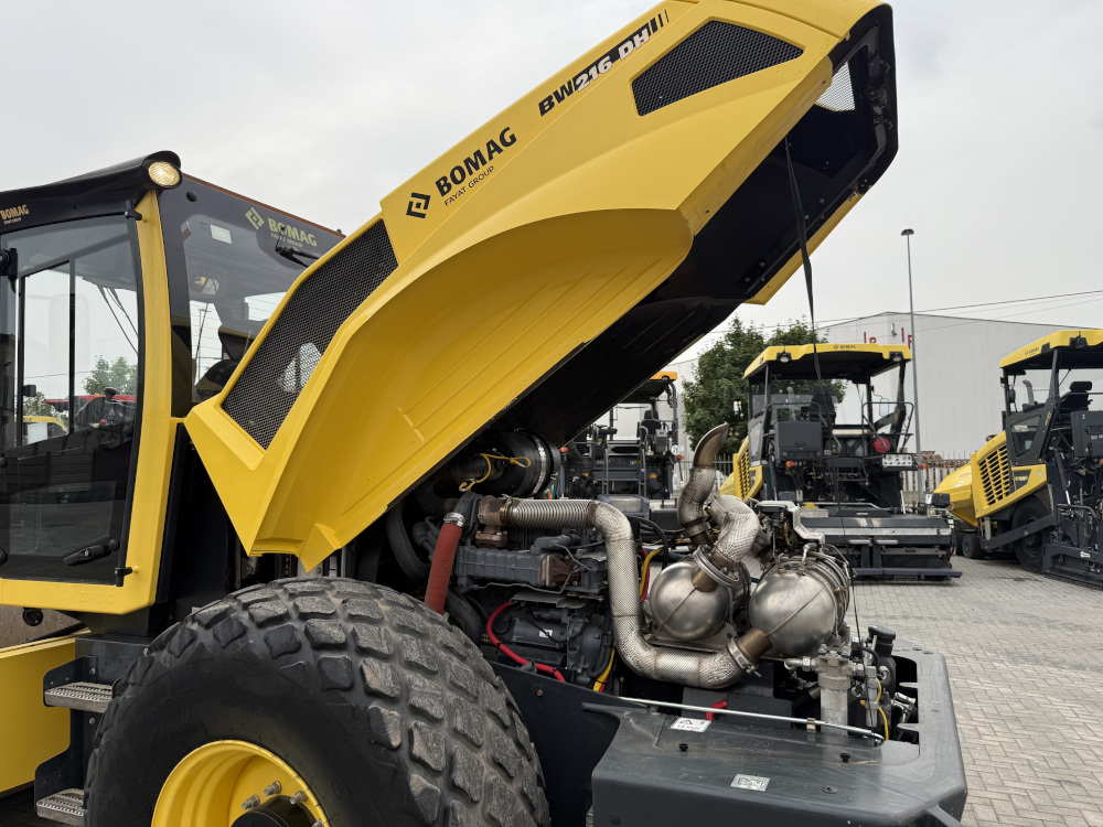 Usato 2021 Bomag BW 216 DH-5