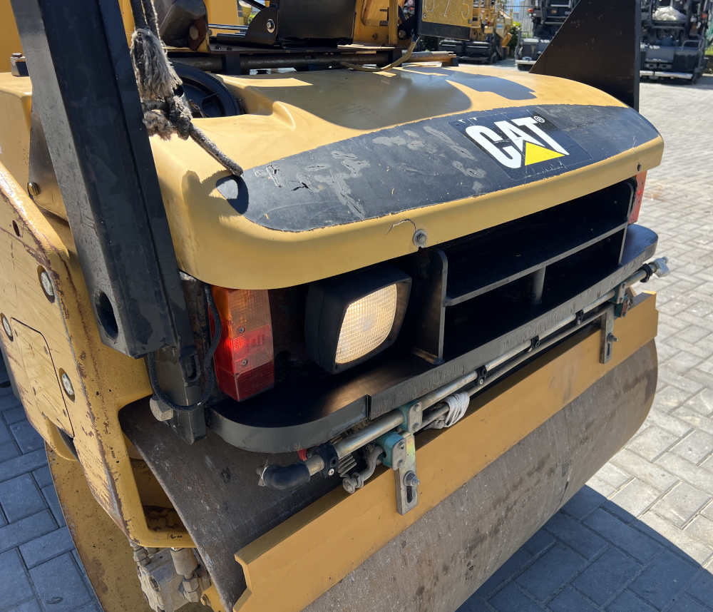 Usato 2006 Caterpillar CB 334E