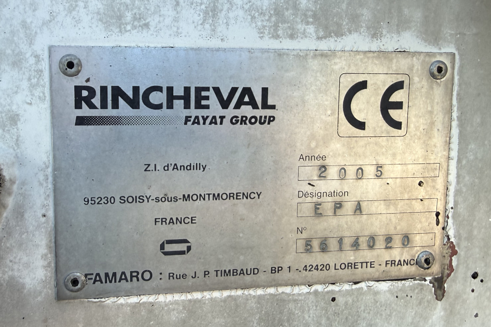 Usato 2005 Renault / Rincheval Premium 320 Dci / EPA