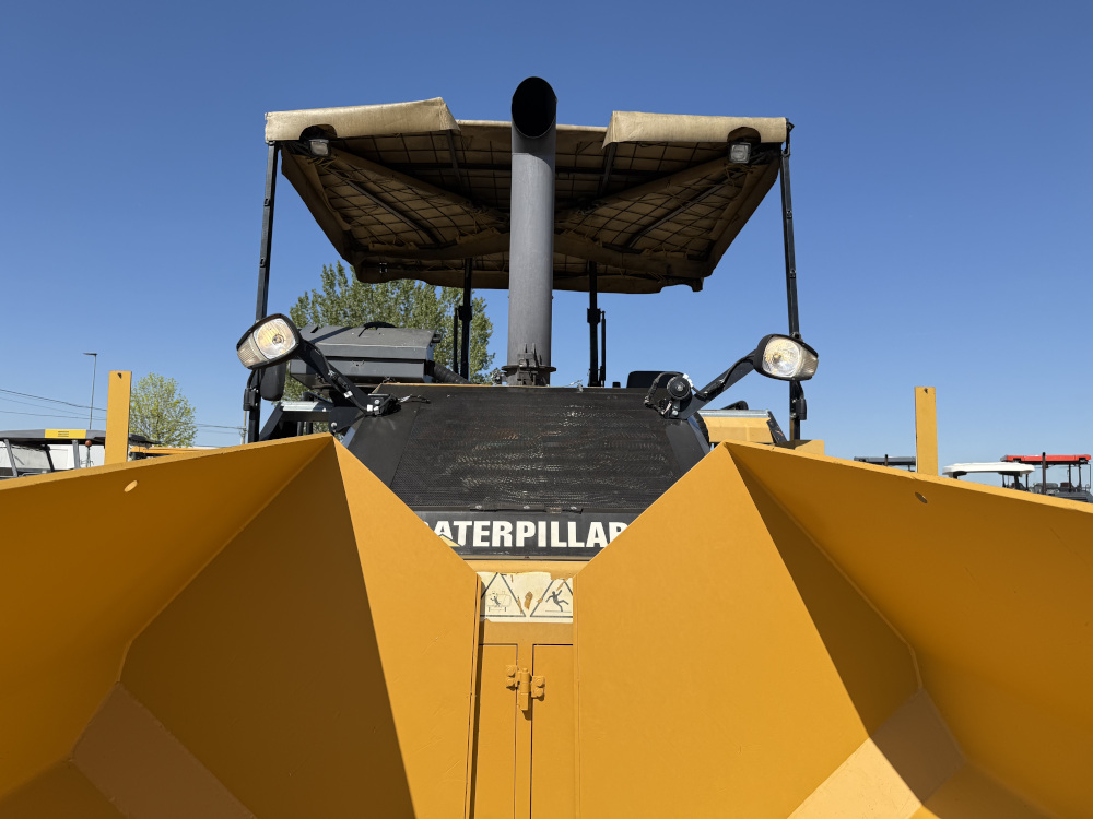 Usato 2010 Caterpillar AP 600D