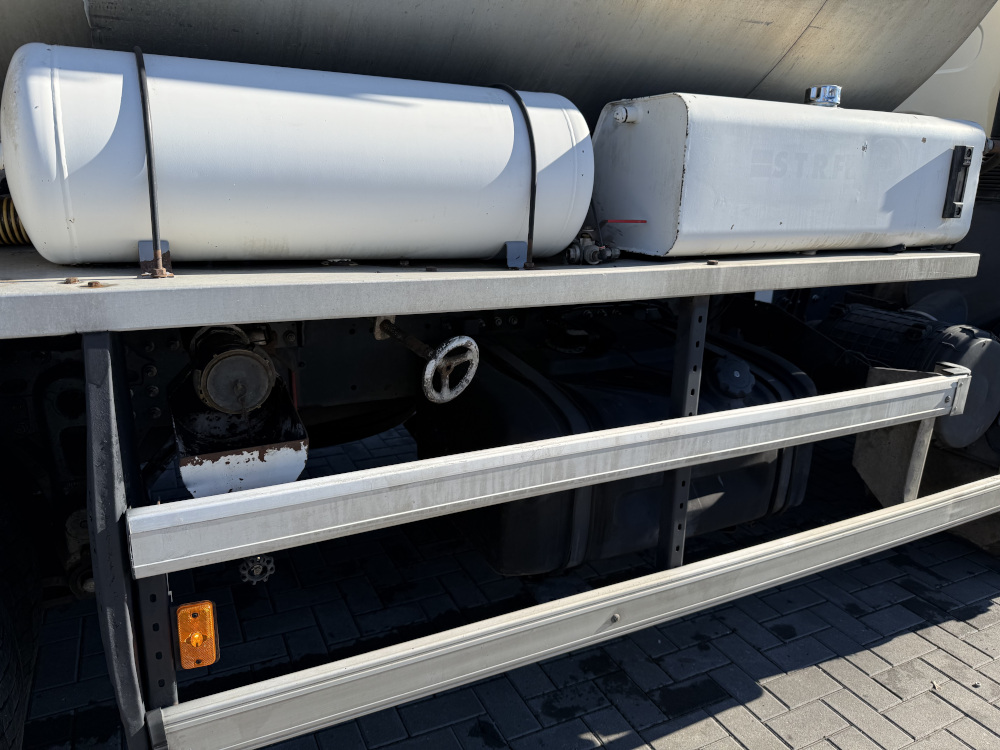 Usato 2005 Renault / Rincheval Premium 320 Dci / EPA