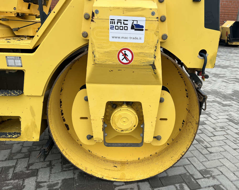 Usato 2004 Bomag BW 141 AD-2