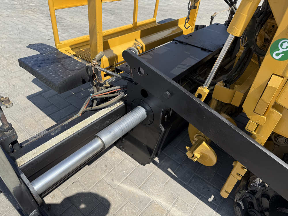 Usato 2009 Caterpillar BB 621C