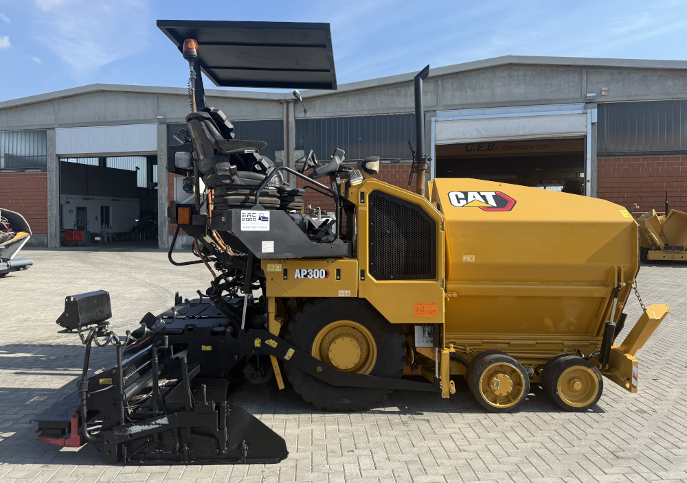 Usato 2018 Caterpillar AP 300F