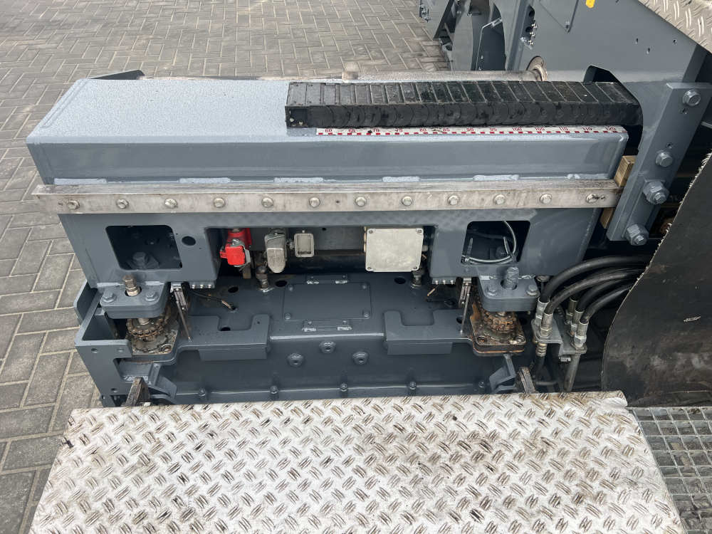 Usato 2011 Vogele S 1800-2