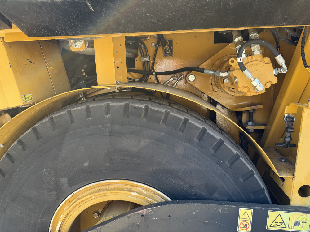 Usato 2010 Caterpillar AP 600D