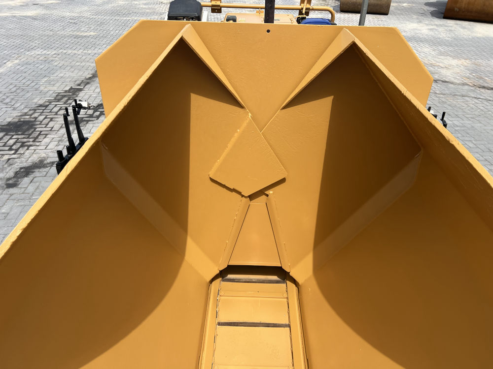 Usato 2017 Caterpillar AP 255E