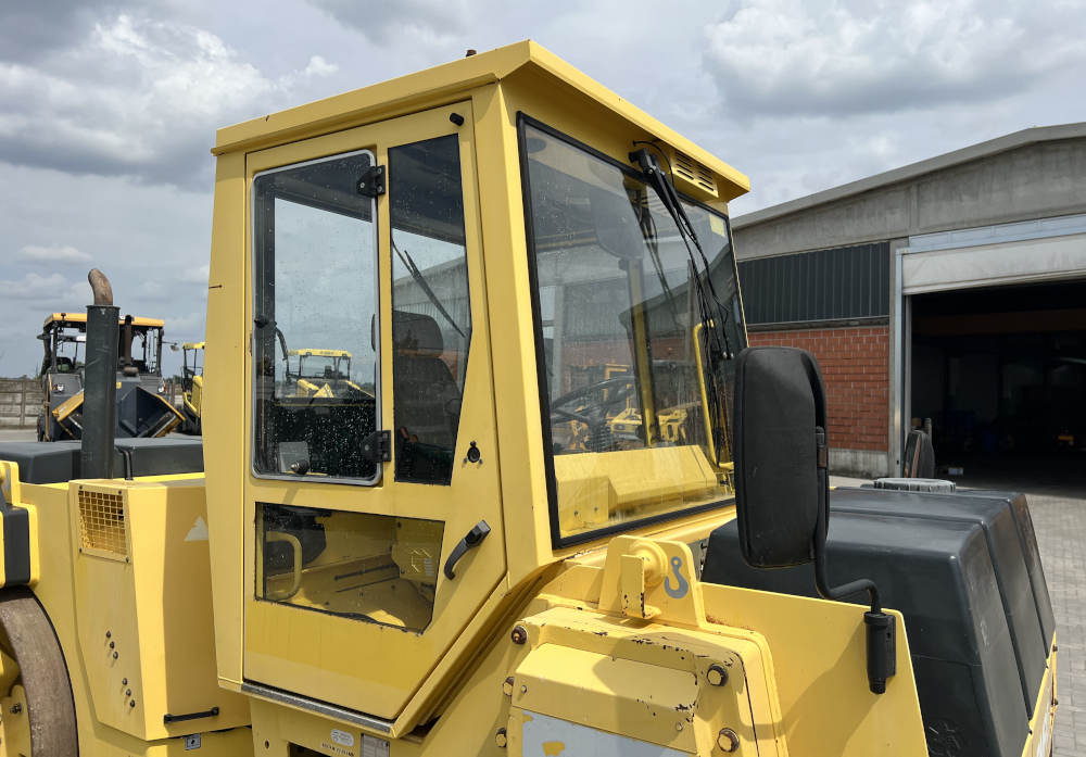Usato 2001 Bomag BW 151 AD-2
