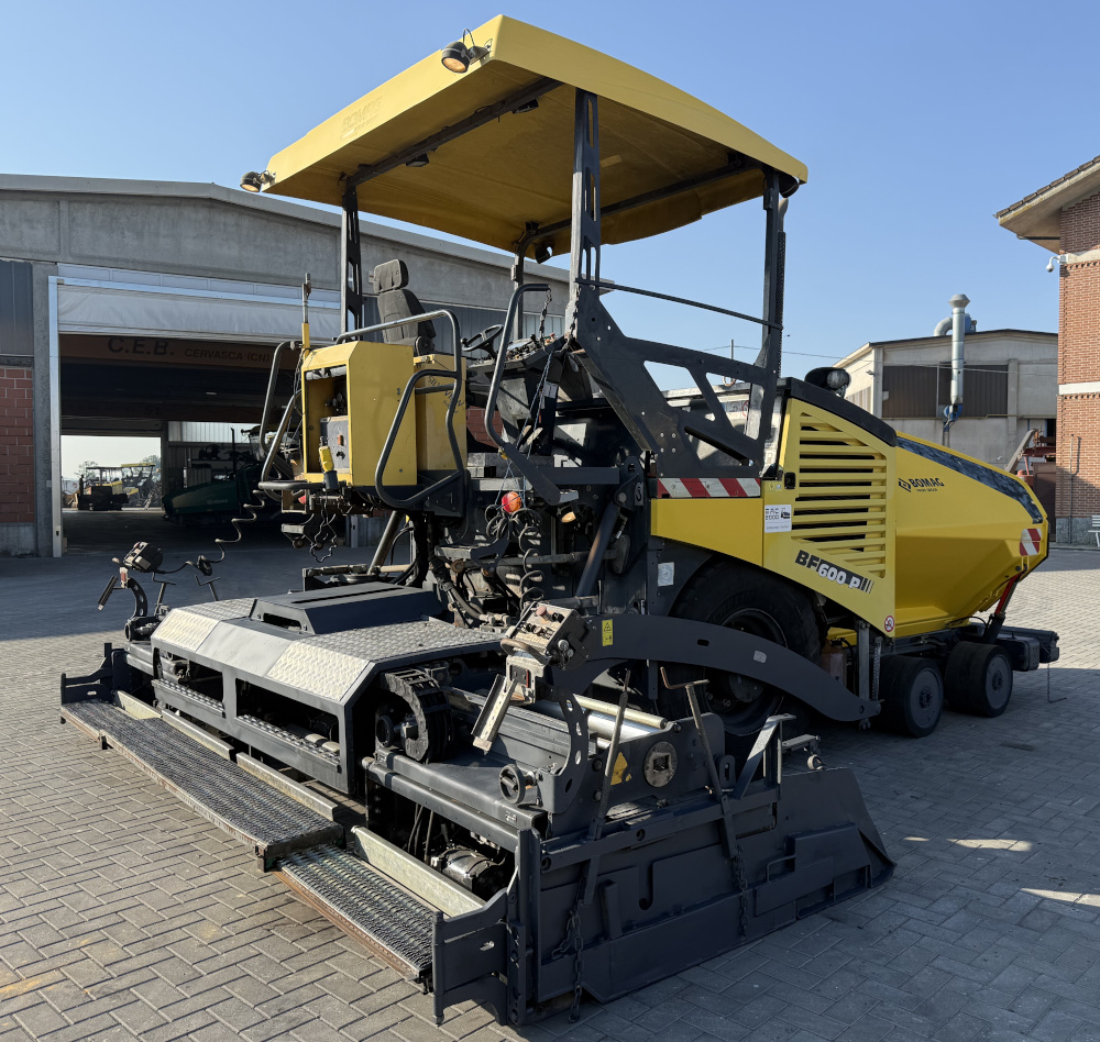 Usato 2010 Bomag BF 600P