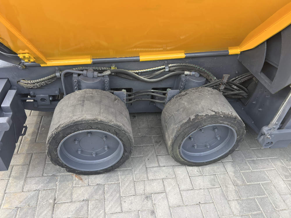 Usato 2015 Volvo P 6870C