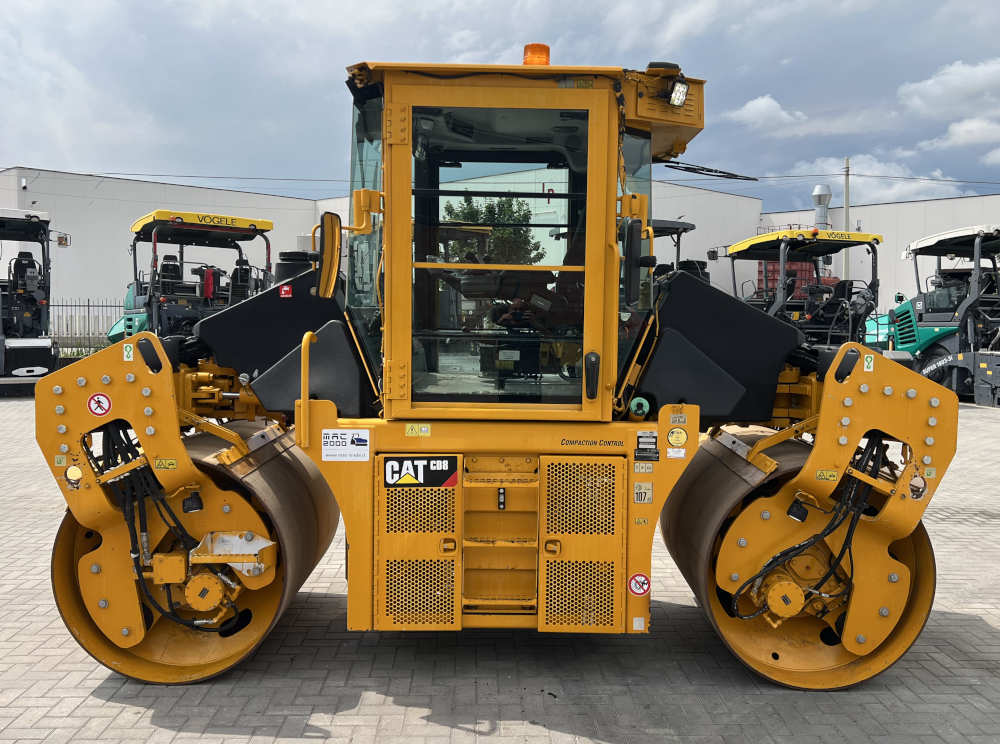Usato 2017 Caterpillar CD 8
