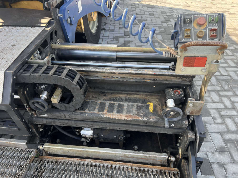 Usato 2004 Marini MF 571