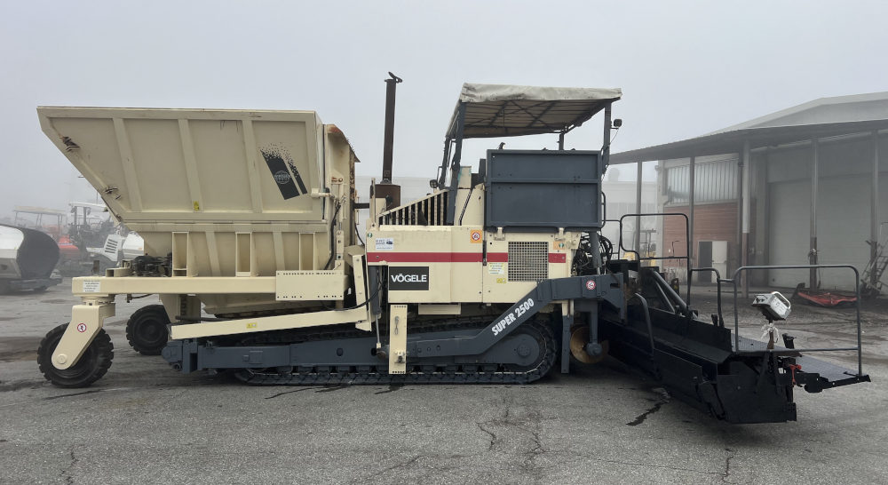 Usato 2005 Vogele Super 2500 (06.74)