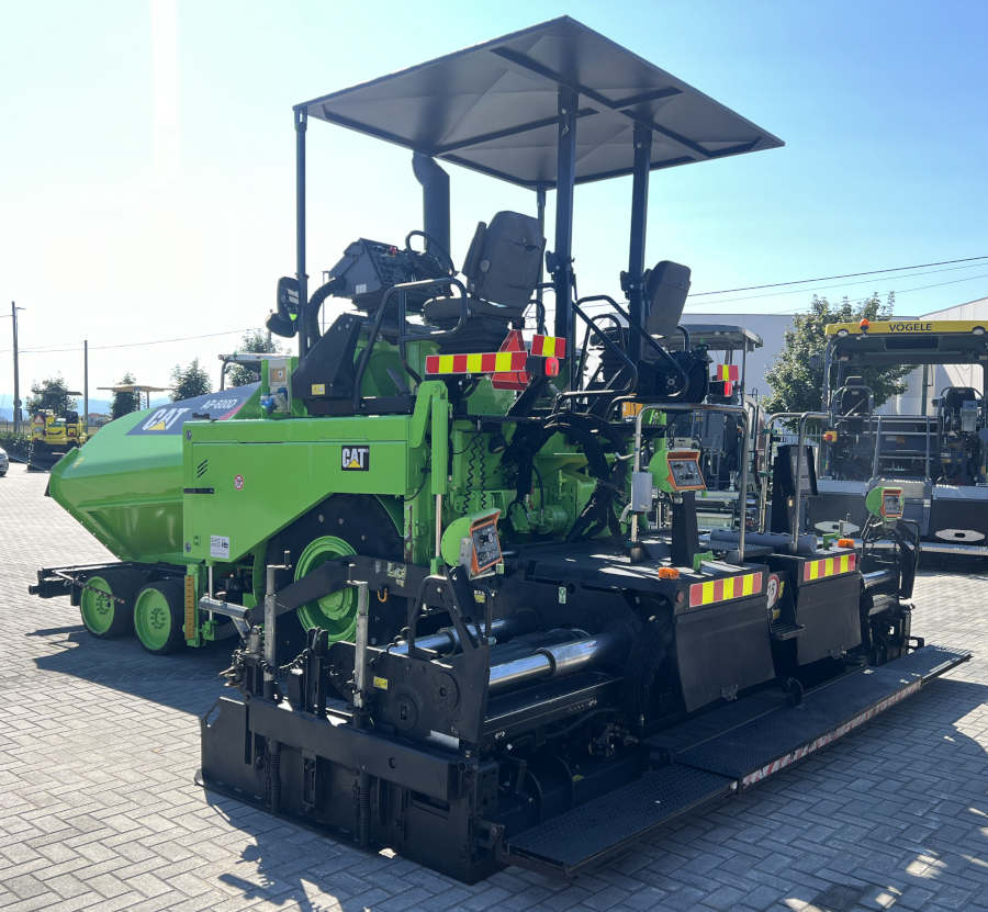 Usato 2010 Caterpillar AP 600D