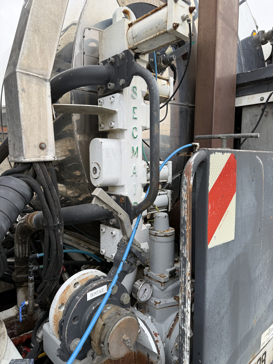 Usato 2008 Mercedes / Secmair 2536 / Chipsealer BCG 500