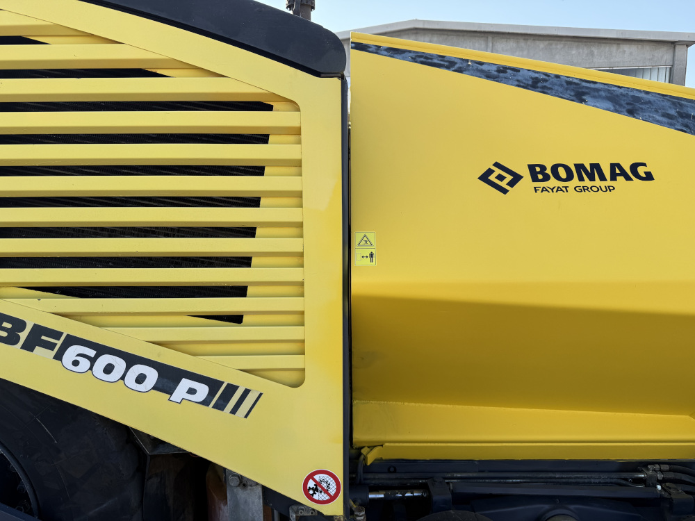 Usato 2010 Bomag BF 600P