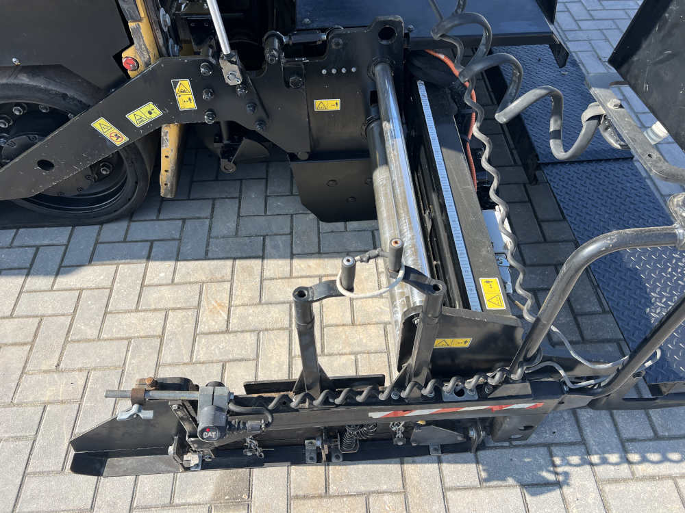 Usato 2020 Caterpillar AP 355F