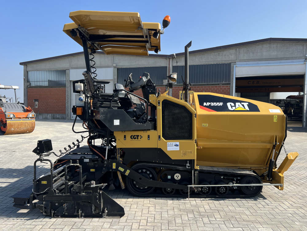 Usato 2020 Caterpillar AP 355F