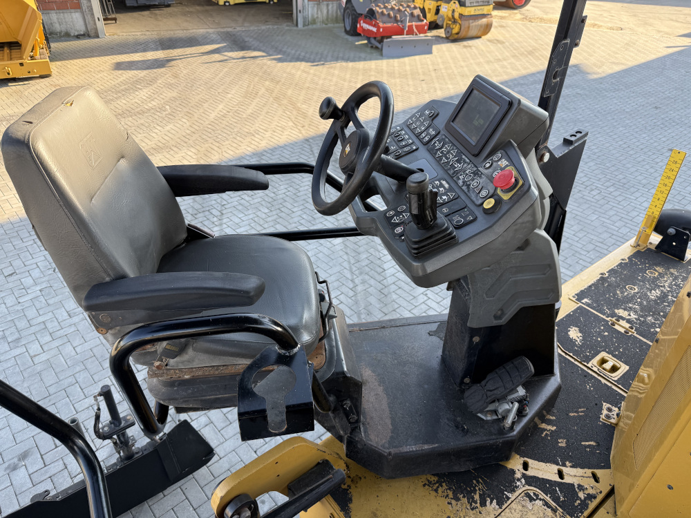 Usato 2017 Caterpillar AP 655F