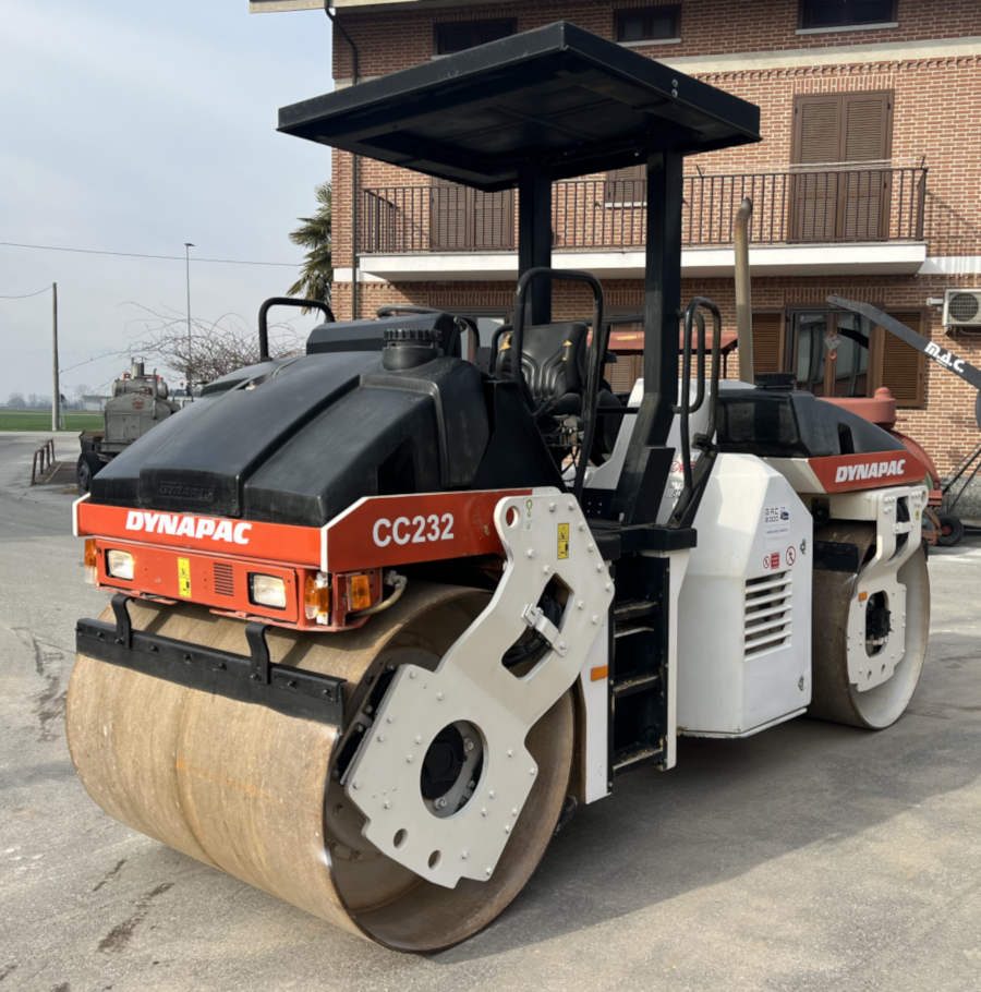 Usato 2003 Dynapac CC 232
