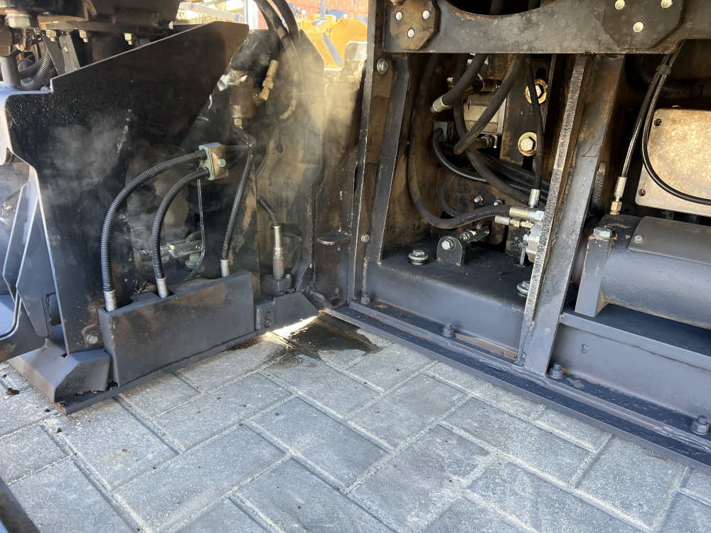 Usato 2007 Bomag BF 691P