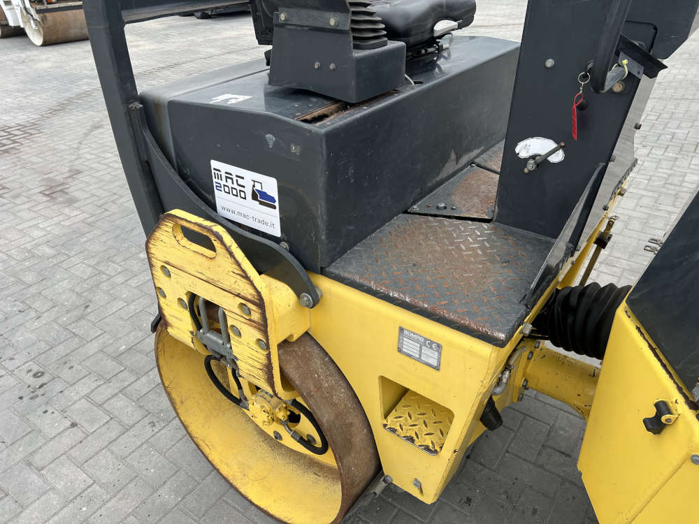 Usato 2002 Bomag BW 138 AD