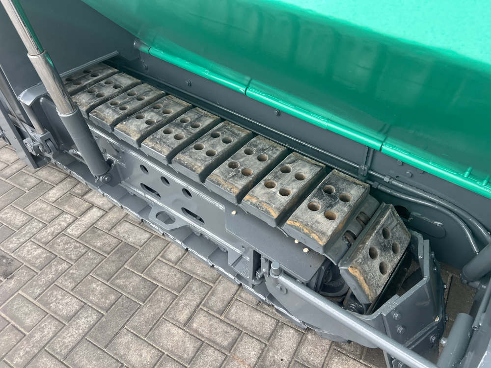 Usato 2011 Vogele S 1800-2